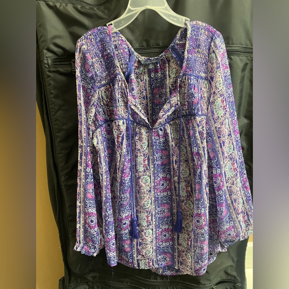 American eagle brand blouse